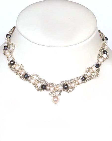 NC113CRY pearl necklace